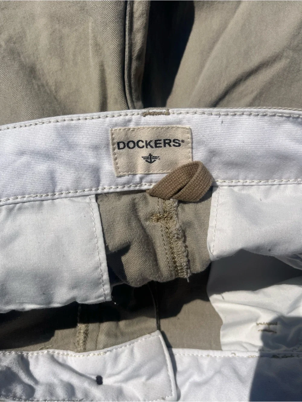 Dockers Men's Flat Front Shorts in Khaki